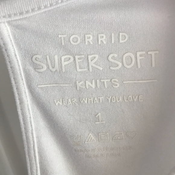 Torrid super soft ombré t shirt w/ ties in back - Picture 4 of 4
